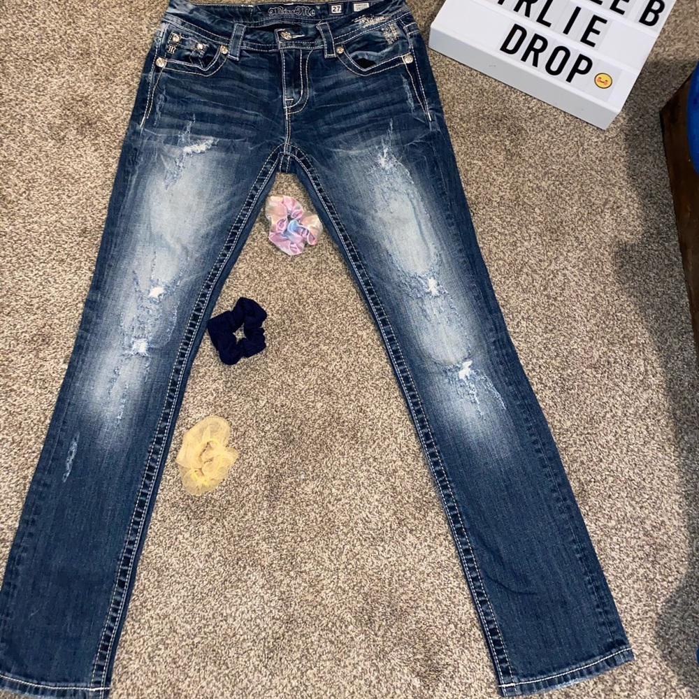 27 Waist Miss Me Jeans